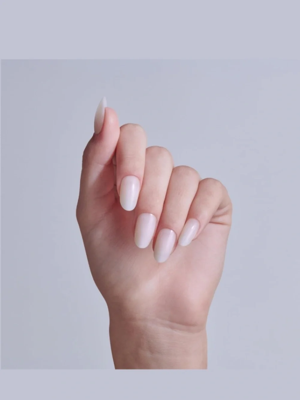 KISS Professional Press On Nails 'Earthly' White